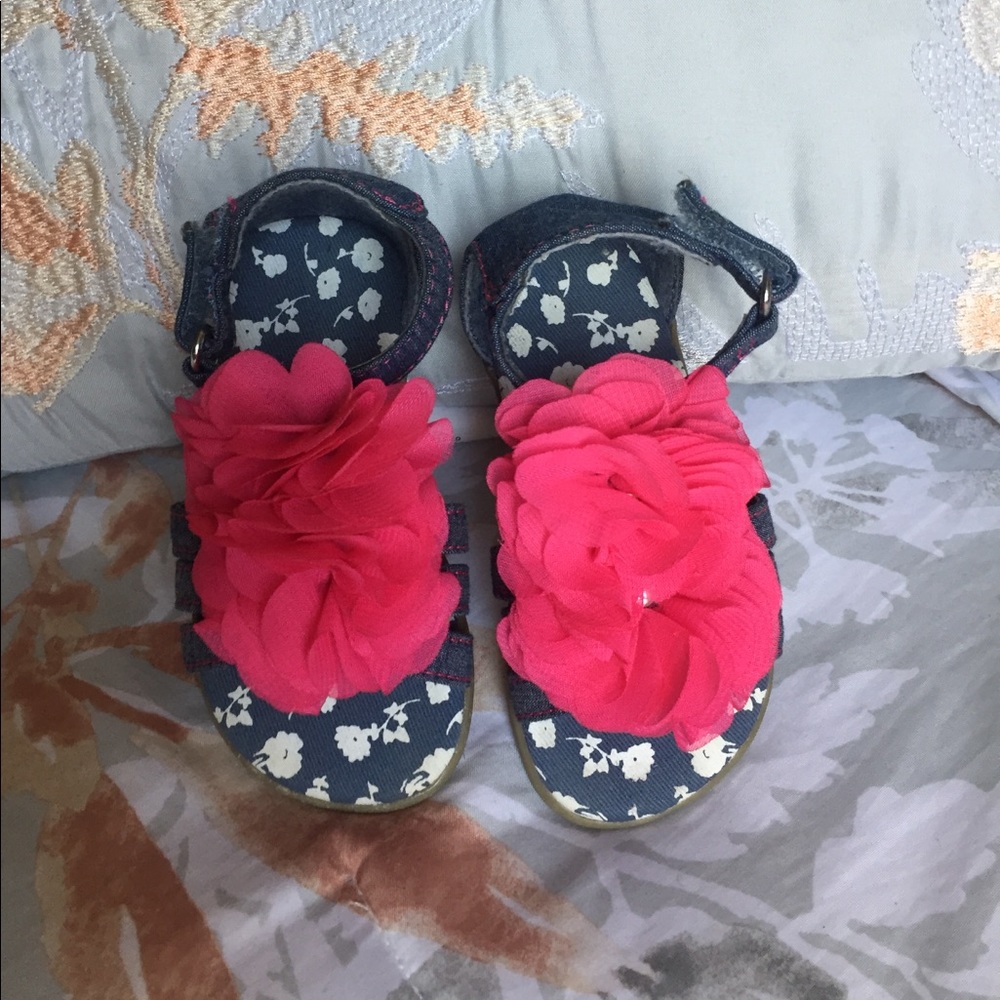 💕 Children’s Place Denim Sandals w/ Pink Bows 💕